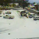 USA : Chasse-neige qui tombe dans un trou (VIDEO)