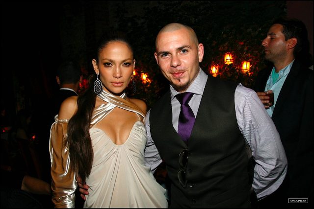 Jennifer Lopez – On The Floor feat. Pitbull (CLIP) réactualisé