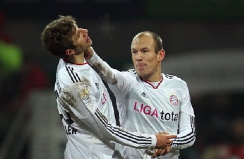 Altercation entre Robben et Muller en plein match (PHOTOS)