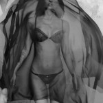 Megan Fox hot pour Armani (VIDEO)