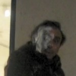 Eric Zemmour entarté en pleine rue (VIDEO)