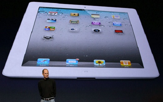 Steve Jobs dévoile l’iPad 2 (PHOTOS ET VIDEO)