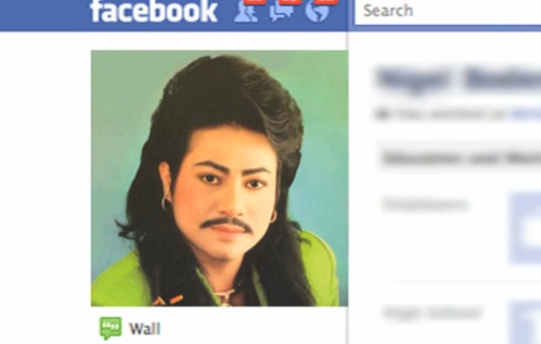 Les pires photos de profil Facebook (VIDEO)