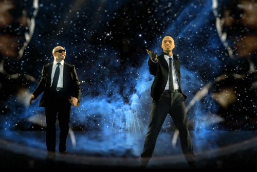 Pitbull Feat. Chris Brown – International Love (CLIP)