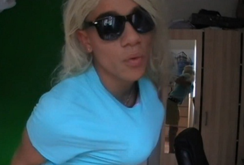 Mister V – Les 5 nouvelles photos de profil Facebook (VIDEO)