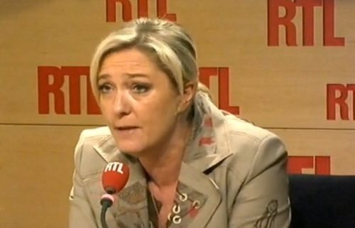 Polémique suppression du défilé du 14-juillet : réaction de Marine Le Pen (VIDEO)