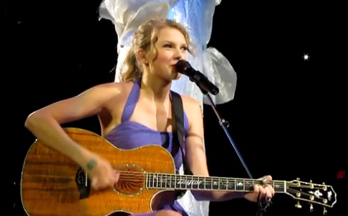 Taylor Swift reprend « Loose Yourself » d’Eminem (VIDEO)