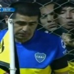 Riquelme se fait cracher dessus par un supporteur (VIDEO)