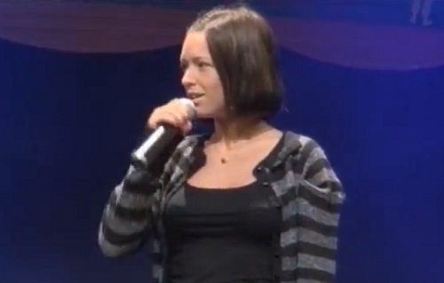 Clash entre Natasha St-Pier et le directeur de la foire du Dauphiné (VIDEO)