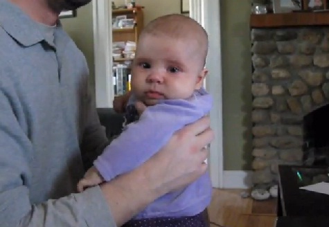 Bébé fan de Notorious B.I.G (VIDEO)