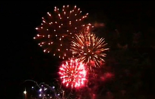 Feu d’artifice foireux ! (VIDEO)
