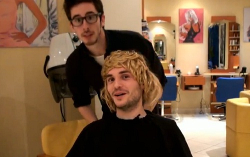 Jérôme chez le coiffeur (VIDEO)