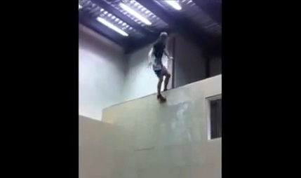 Trampoline + mur (VIDEO)