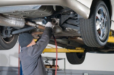 Automobiles : le contrôle technique durci en 2012 (VIDEO)