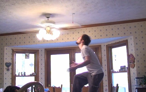 Un vrai ouf ce mec ! (VIDEO)