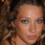 Laura Smet arrêtée nue dans la rue à Paris