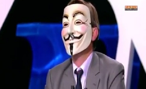 Zemmour et Naulleau reçoivent un membre des Anonymous (VIDEO)