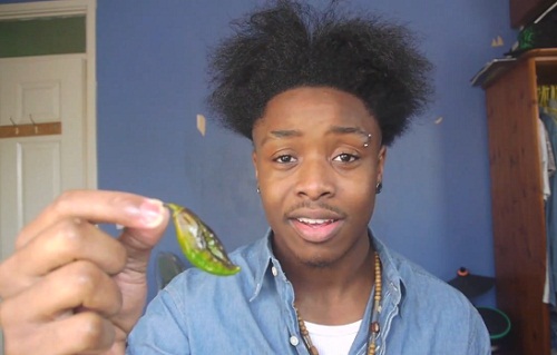 Il mange le piment le plus fort du monde ! (VIDEO)