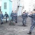 On sait aussi s&rsquo;amuser à l&rsquo;armée ! (VIDEO)