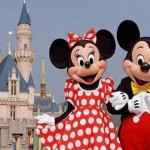 Arrestation musclée au gaz lacrymogène à Disneyland (VIDEO)