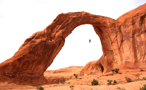 La plus grande balançoire du monde ! (VIDEO)