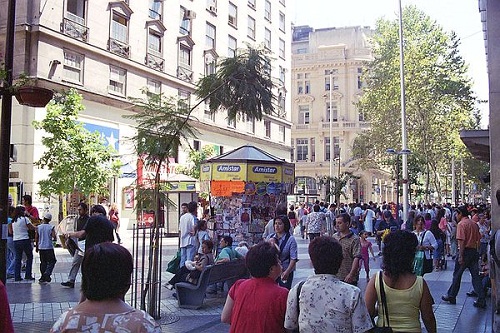 Choc : il agresse une femme et son enfant après qu’elle ait refusé ses avances (VIDEO)