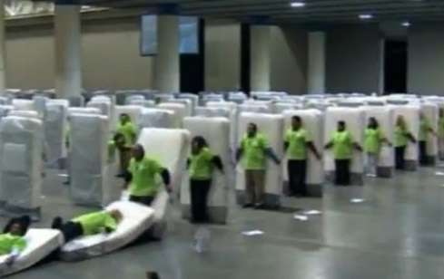 Record mondial de dominos humains (VIDEO)