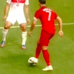 Cristiano Ronaldo humilie Altintop (VIDEO)