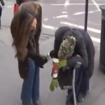 La fausse mendiante de New York démasquée à la TV (VIDEO)