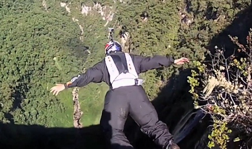 BASE Jump au Pérou (VIDEO)