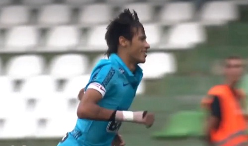 Foot : Le slalom de Neymar, corner rentrant de Thierry Henry, coup franc d’Alain Traoré… (VIDEOS)