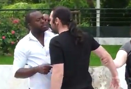 Evry : Un homme agresse un évangéliste pour ses propos homophobes (VIDEO)