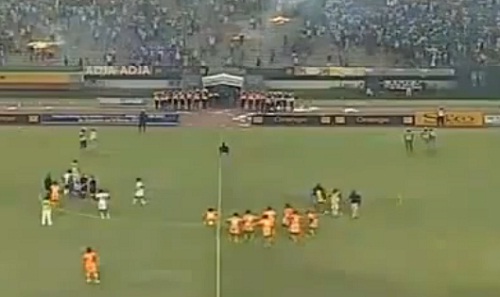CAN 2013 : Sénégal-Côte d’Ivoire arrêté après des incidents (VIDEO)