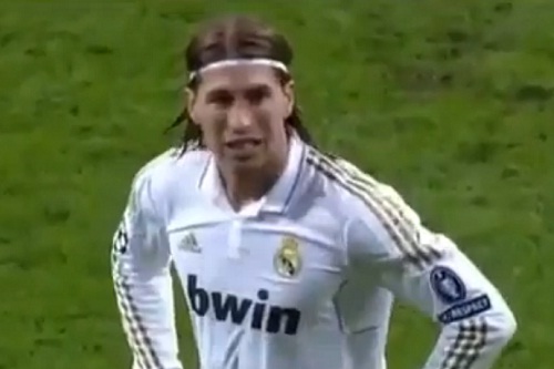 Sergio Ramos vs Felix Baumgartner (VIDEO)