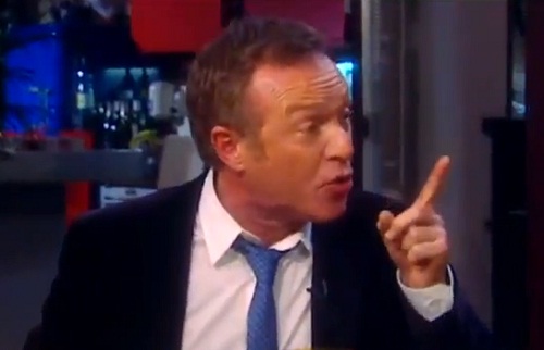 Violent clash entre Dave et Christophe Hondelatte (VIDEO)