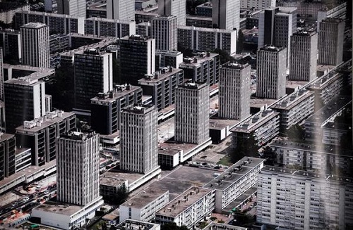 Banlieues françaises : 30 ans de malaise (REPORTAGE)