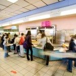 Une fillette de 5 ans &laquo;&nbsp;expulsée&nbsp;&raquo; d&rsquo;une cantine et conduite au poste par la police pour un impayé (VIDEO)