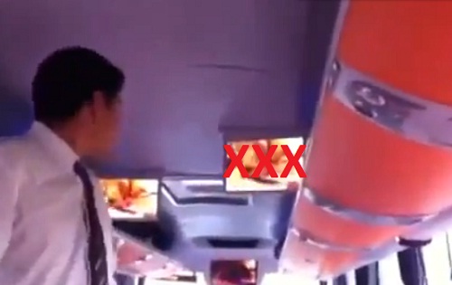 Un film X diffusé par erreur dans un bus (VIDEO)