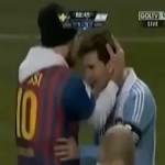 Suède – Argentine : Un supporter embrasse Messi en plein match ! (VIDEO)