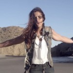 Zaho – Tourner la page (CLIP)
