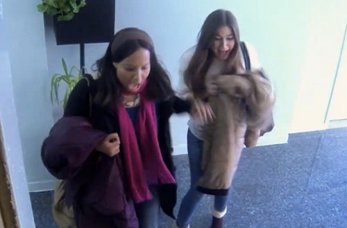 Caméra cachée : Tentative de meurtre dans un ascenseur ! (VIDEO)