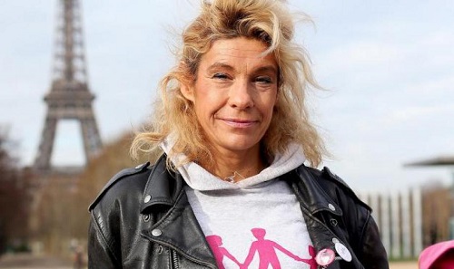 Mariage homosexuel : Frigide Barjot insultée par les pro mariage gay (VIDEO)