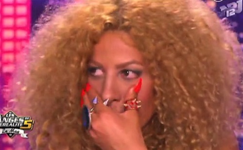 Afida Turner en larmes quitte le plateau du Mag d’NRJ 12 (VIDEO)
