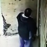 Comment dissuader les gens d&rsquo;uriner dans la rue ? (VIDEO)
