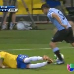 Neymar : sa simulation grostesque face à l&rsquo;Uruguay (VIDEO)