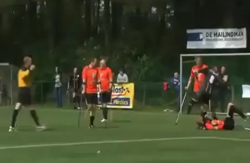 Bagarre générale entre footballeurs unijambistes (VIDEO)