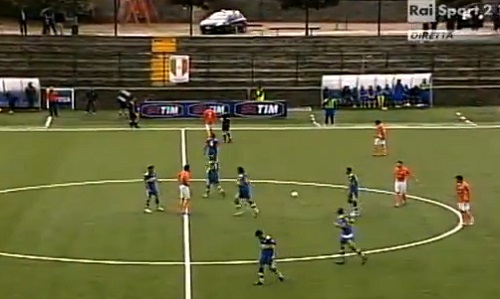 Football : un but marqué par… le vent