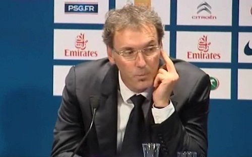 Laurent Blanc a-t-il fait un doigt d’honneur à un journaliste ?