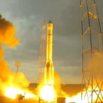 Russie : Une fusée explose juste après son décollage (VIDEO)