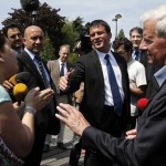 Vif échange entre Manuel Valls et une habitante de trappes (VIDEO)